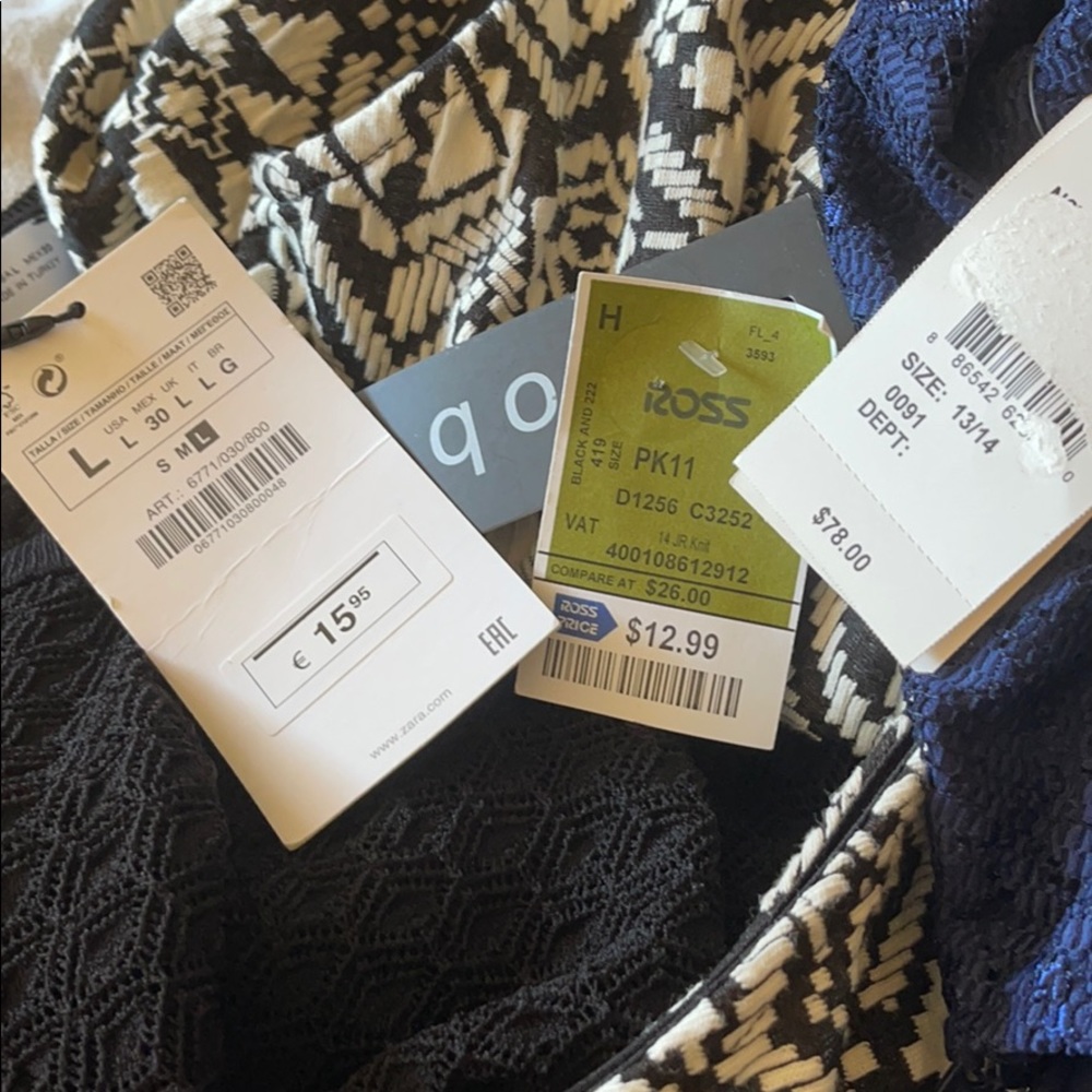 Clothes7 Items - image 8